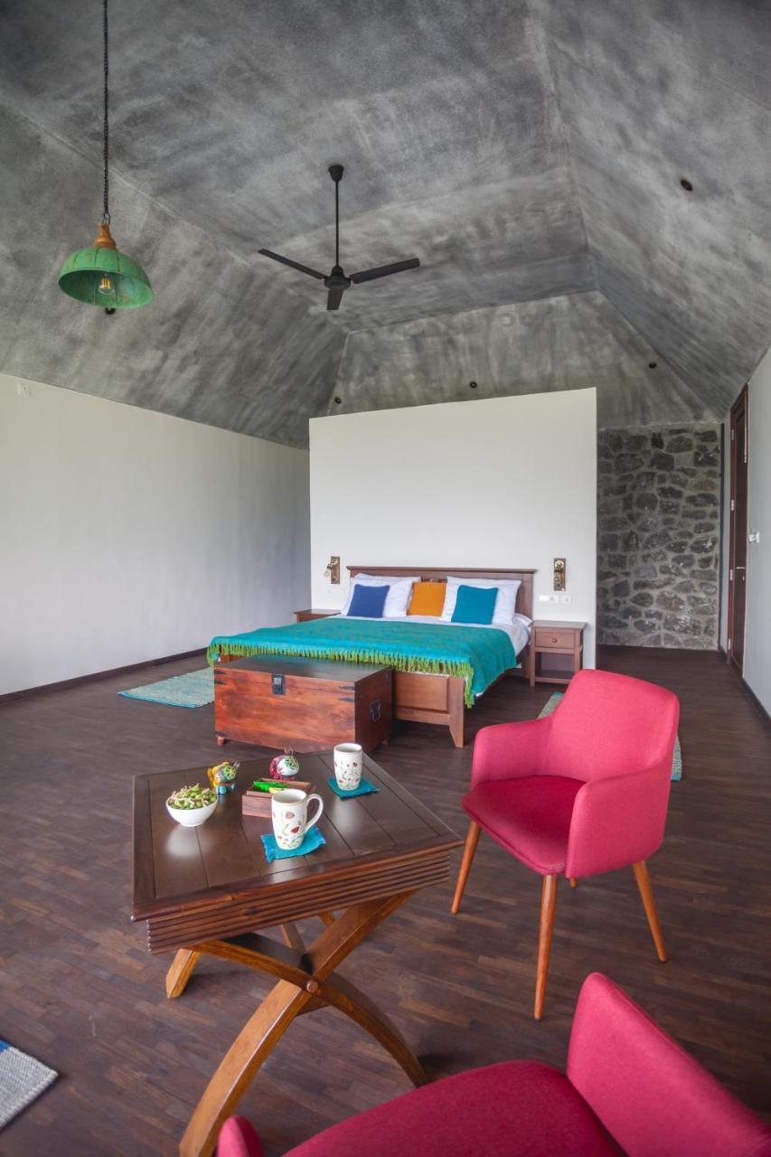 Elakai Villa Мунар Екстериор снимка