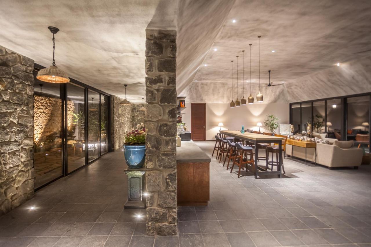 Elakai Villa Мунар Екстериор снимка